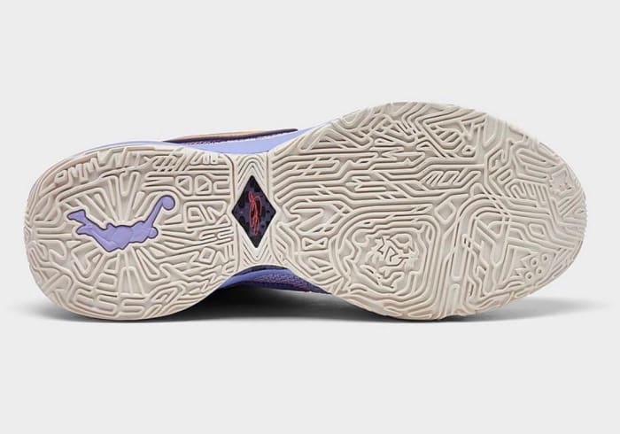 View of Nike LeBron 20 rubber outsole.